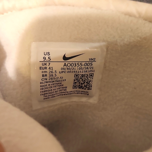 Nike Tanjun High Rise - Picture 5 of 5